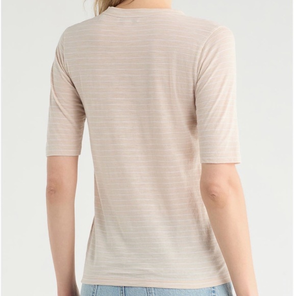 VINCE women’s t shirt size Medium NWT - Picture 2 of 7